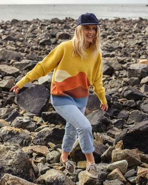 Vista Recycled Knitted Sweater - Amber Gold